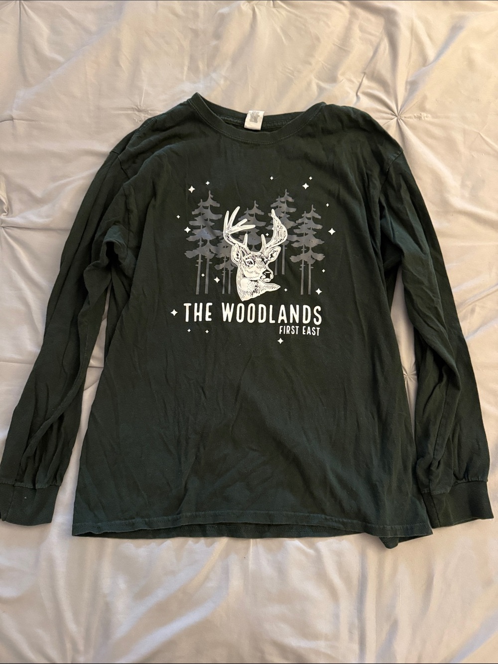 'The Woodlands' Graphic Tee - Dark Green